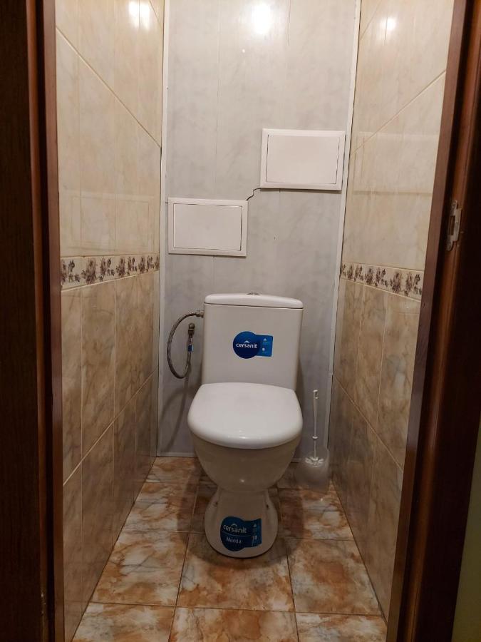 Apartment Sports Palace Просторная Квартира Рядом Дворец Спорта Kharkov Luaran gambar